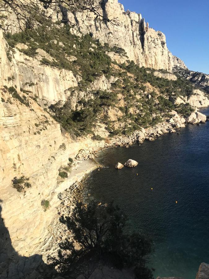 Le Sept Charmant Studio Aux Portes Des Calanques Cassis Eksteriør billede